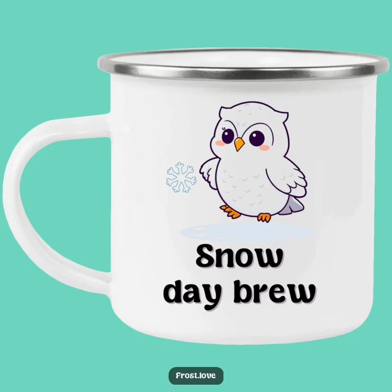 Funny Snowy Owl Snowflake Camping Mug: Winter Bird Adventure Gift